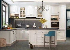 Mobili da cucina in termofoglio bianco